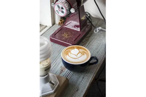 台南，中西區| 加加家珈琲 | 來自日本岐阜的質男魅力，不能錯過的交心咖啡館