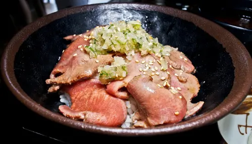 Power beef二訪, 享受鹽蔥牛舌丼的美味!!