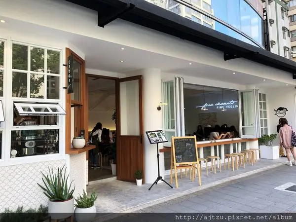 【食記】奇維奇娃 Cheevit Cheeva Taipei // 泰式紅茶冰酥！一定要來泰到底的質感下午茶  ＠捷運國父紀念館站