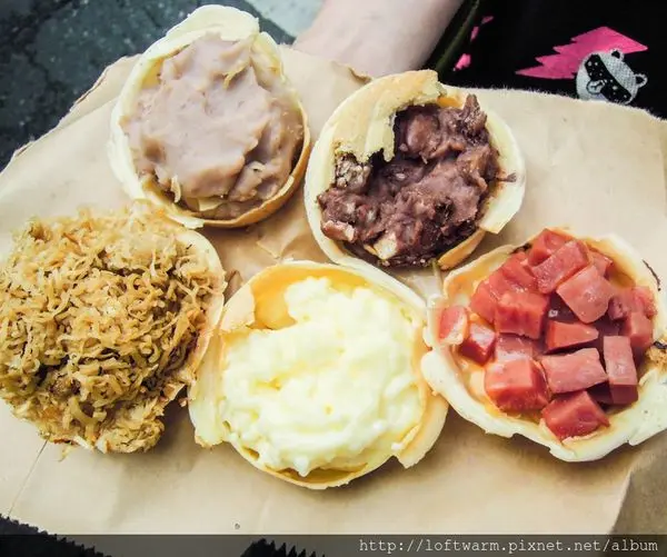 台北大安好吃紅豆餅推薦 UFO車輪餅 臨江街夜市(通化街夜市) 點心散步甜食 奶油布蕾 蘿蔔絲 起司火腿 冰淇淋也是人氣品項喔~