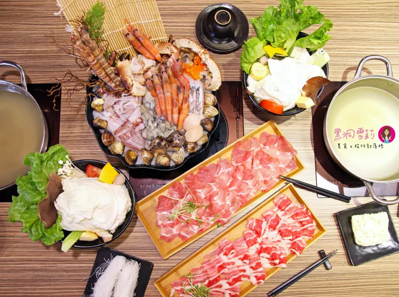 【食記】桃園「海屋鍋物．手作烤物」．活螃蟹/野生海蝦〃近藝文廣場