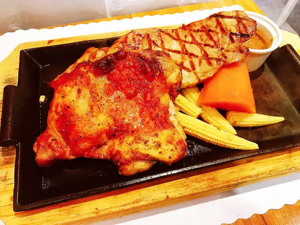 ||吃。台北|| 阿里小廚 生意超好又不貴的牛排餐廳