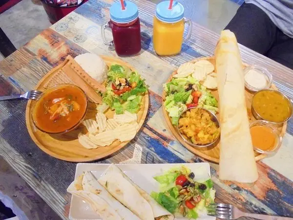 台北大安異國料理|3 idiots 三個傻瓜印度蔬食餐廳  全素印度蔬食餐廳 印度料理 捷運大安站 捷運美食