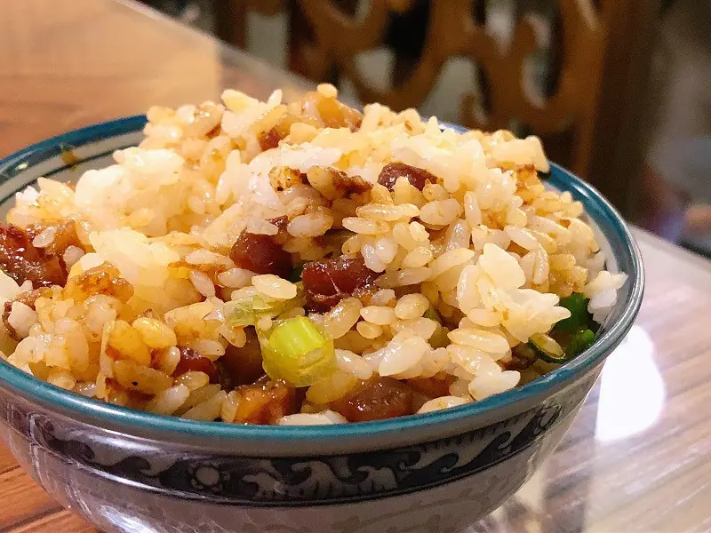 【台北｜大安站】阿二麻辣食堂＿麻辣口味的魯肉拌飯＿各式各樣的麻辣鍋與煲＿麻辣控千萬別客氣盡量點大辣