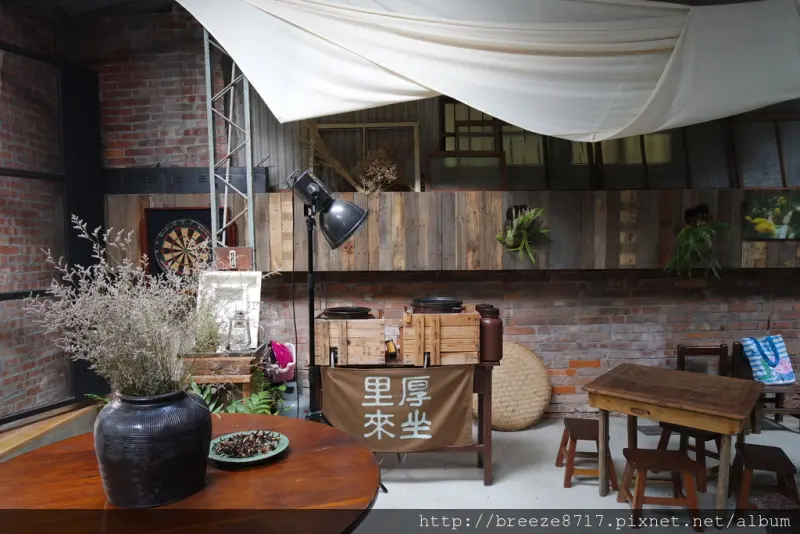 里厚來坐咖啡店│來喝一杯手捻咖啡吧【台中】