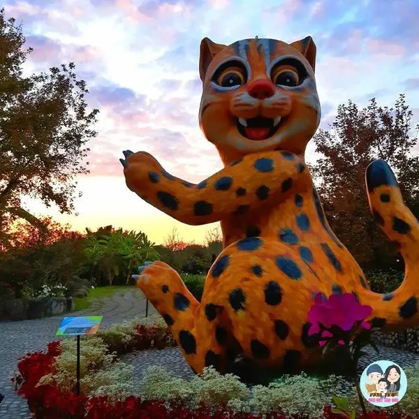 【台中】天空的美景分享與你~台中屯區藝文中心。