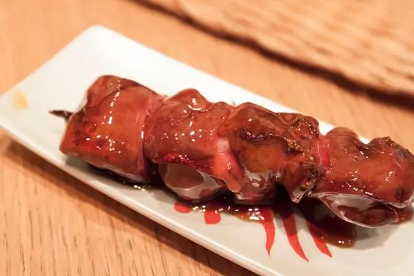 精品界入門款東京田町鳥心 - 菜比肉更有福，特別是那爽脆的金針菜