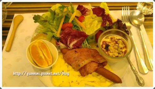 [食記]新竹 MoFeiYa莫菲雅料理廚房 鄰近大遠百巷弄早午餐 份量有誠意又好吃啦!