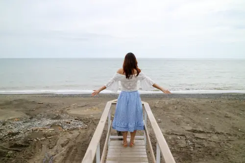 【屏東枋山】愛琴海岸海景咖啡餐廳 看海吃火鍋 墾丁浪漫海景X約會秘境