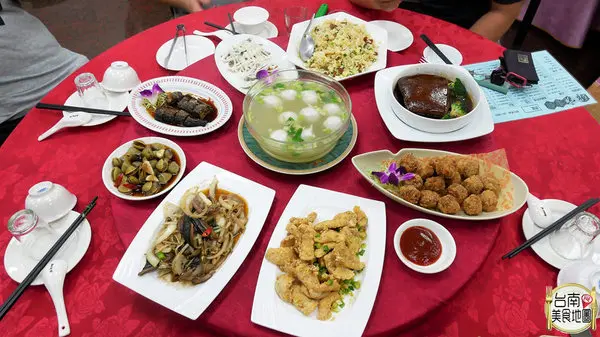 【台南-東區美食】郭家餐館重現古早台菜總舖師手路菜的好味道！更有需提前預約才吃得到的隱藏版排翅盅喔~工商聚餐︱家庭聚會A喝搜齋(好所在)♡～(^з^)-♡              