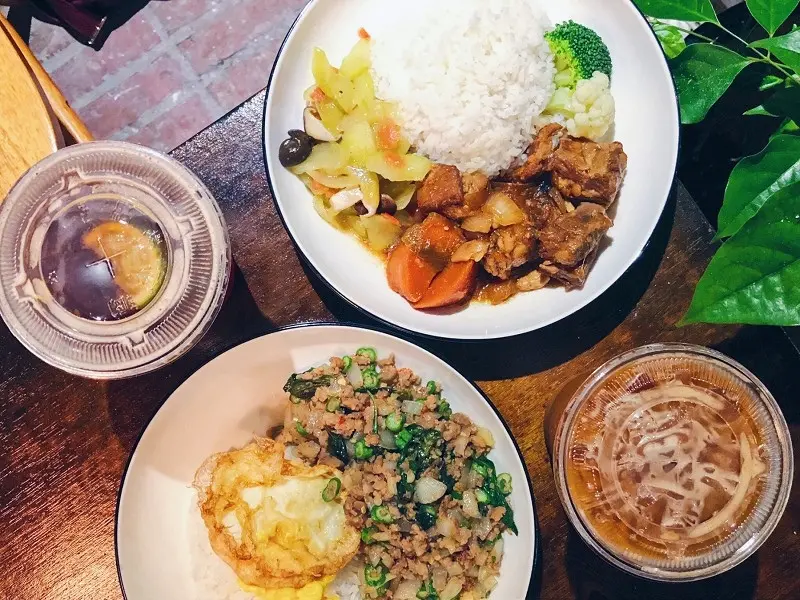 【台北｜南京復興站】Aceline 樹．宅院＿從小餐車慢慢晉升到擁有內用區＿院子給人城市中的綠洲之感