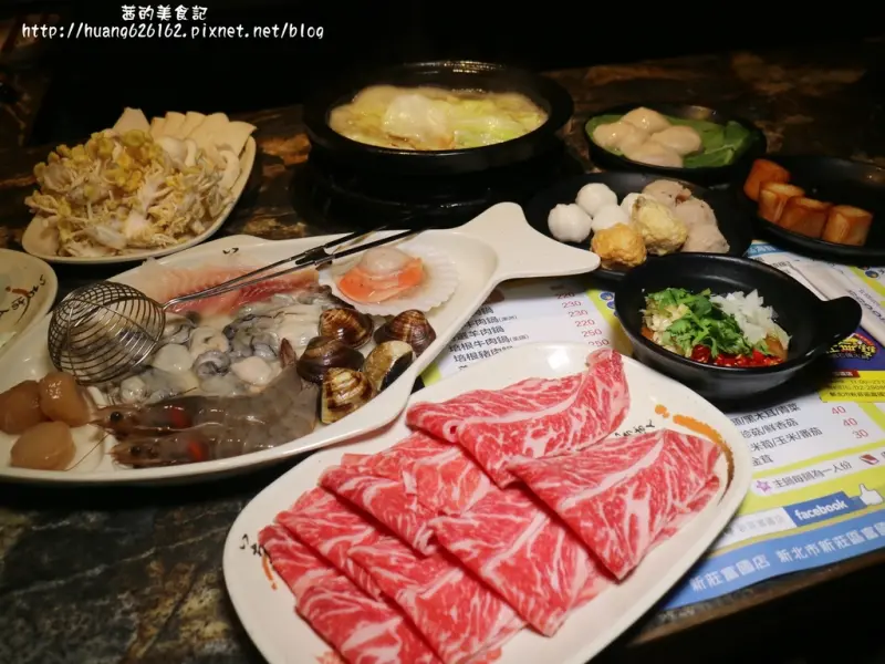 【新北新莊區】新開幕 新莊火鍋推薦『鍋士無雙石頭火鍋(新莊富國店)』石頭火鍋/平價美食/不收服務費/捷運丹鳳站