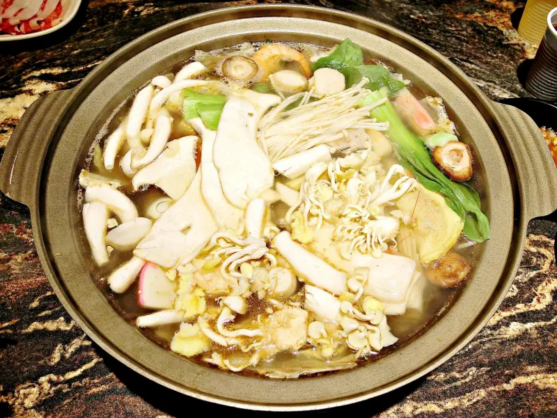 鍋士無雙石頭火鍋(新莊富國店)              