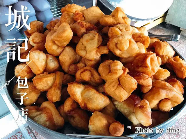 【台南中西區】城記包子店，最貴不超過15元，超級佛心台南包子店