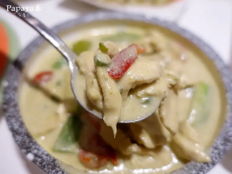 《高雄美食》Papaya泰❤沙哇低咖~泰式新料理！餐點多元，道地好吃｡