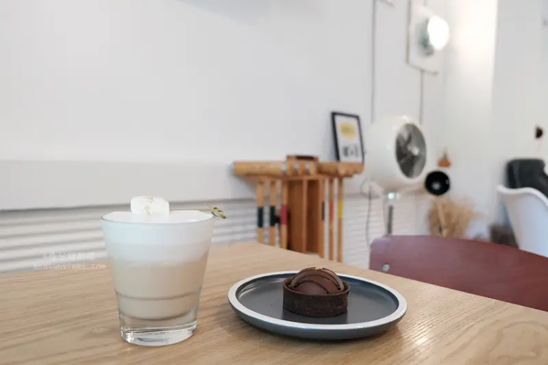 【台北】你後面 Behind You cafe｜都市裡的小叢林｜木柵咖啡廳 - 桑分鐘熱度