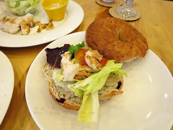 Cafe  Marguerite. 瑪格麗特   ..輕鬆的早午餐              