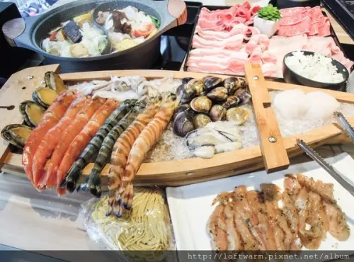 桃園中壢好吃火鍋推薦 大魔大滿足鍋物 だいま大満足なべもの Daima shabu shabu 豐富海鮮 新鮮肉品 雙人海陸大魔王 雞柳鍋(菜單連結)...