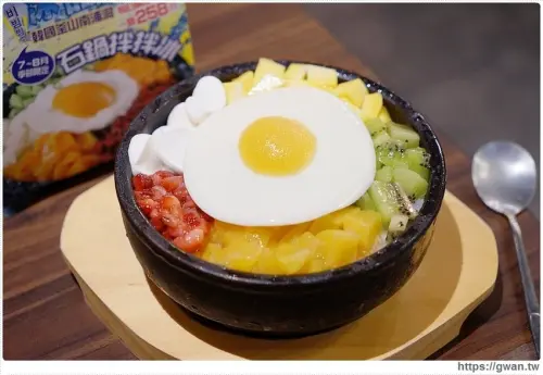 台中也能吃到石鍋拌拌冰，就在秀泰劉震川！！ 