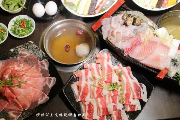 板橋火鍋/涮涮鍋『樂點涮涮鍋』水果.甜點.小菜.飲料.冰淇淋吃到飽/捷運府中站/近中和