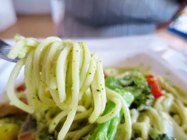 不只是咖啡~    ..e岸咖啡              