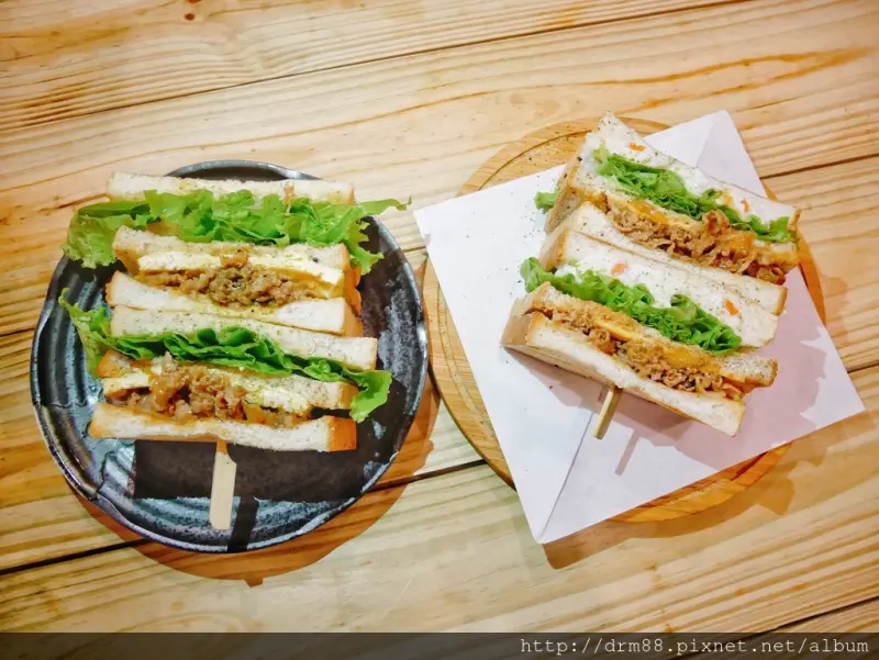 慶三號烤肉倉庫早午餐，肉肉控的新鮮現烤健康早餐，無法抗拒，鮮豔刺激，西門町北門必吃早餐＠瑪姬幸福過日子