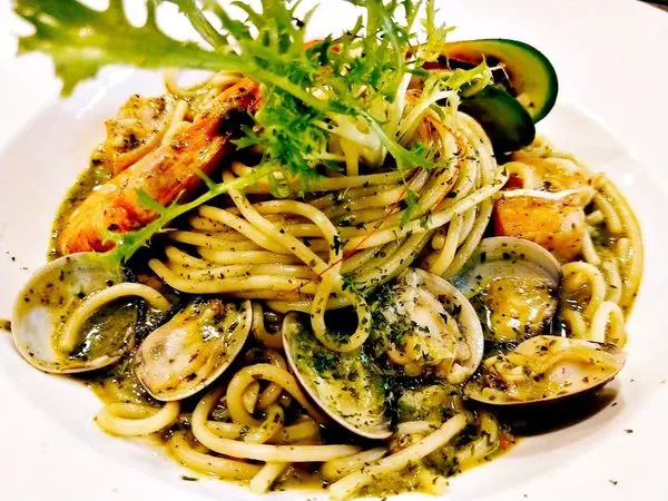 【新莊美食】鬍子叔叔義麵工坊 饗樂雙人套餐 平價又美味