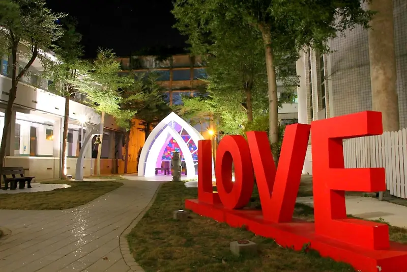 貓頭鷹教堂，霧峰美美小景點。 - 微笑Joe幸運