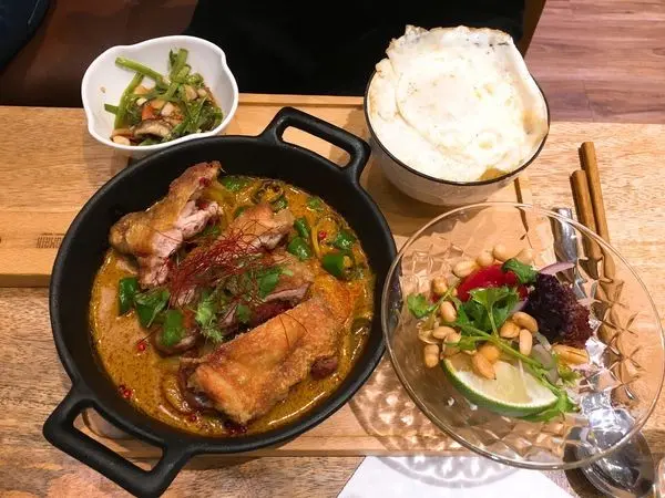 竹北高鐵商圈-Lungo朗果 泰式套餐