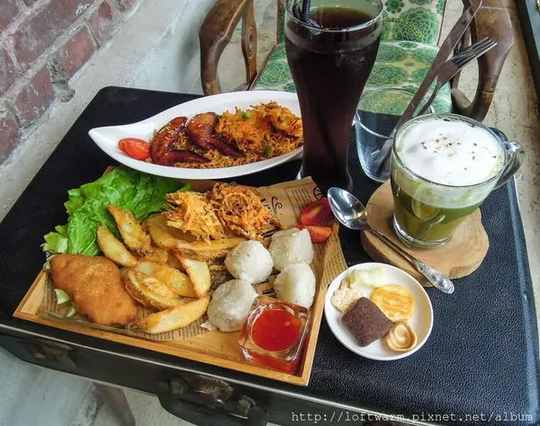 新竹竹東老宅復古風輕食咖啡館 舊事生活 Old&Crazy 竹東文創藝術村 竹東動漫園區 竹縣好好玩...