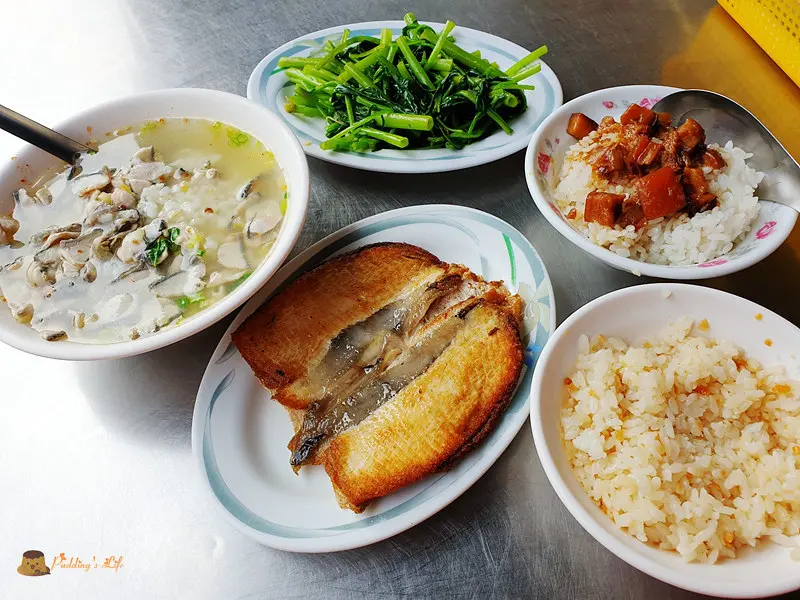 【台南美食】推薦必吃蒜頭飯《阿興虱目魚》煎魚肚配虱目魚粥~早餐就這樣吃