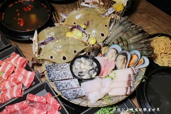 基隆人氣火鍋/涮涮鍋『煮火鍋』人蔘鍋/霜淇淋無限供應/近基隆廟口/夜市