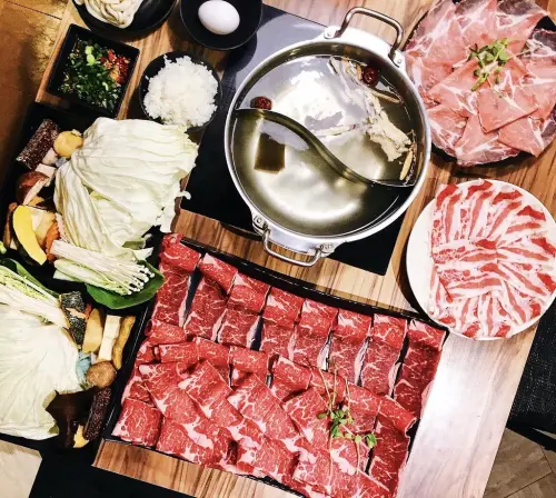 【永和】沸騰極致涮涮鍋｜超大肉盤好滿足＊