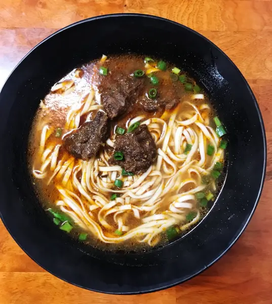 【嘉義梅山】大坪牛肉麵｜30年的好滋味＊