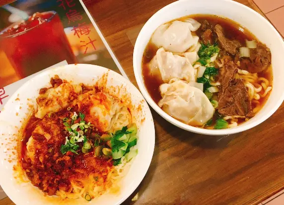 【江子翠】食匠溫州大餛飩 板橋店│餡料扎實、份量豪邁大餛飩