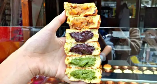 【桃園中壢】二餅一茶大判燒中原店☞中原夜市也有好吃的日式大判燒了，每個口味都好好吃!/抹茶.苦甜巧克力.蘋果焦糖.芝麻