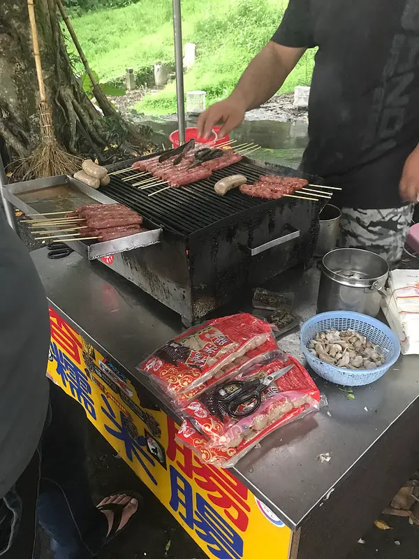 [宜蘭] 礁溪 - 礁溪香腸伯 ~ 礁溪超美味香腸