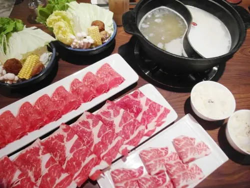 員林美食_井閣鍋物料理│員林火鍋推薦！美味湯底溫暖冷颼颼的冬天！ - 愛伊特candy的分享樂園