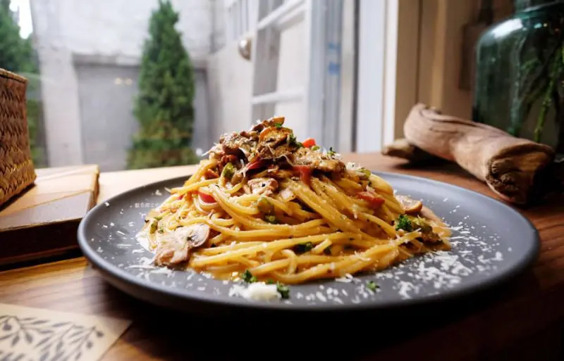 台中西區│ENRICH restaurant & cafe-處處用心的蔬食餐廳.建議先訂位.會想再訪 - 藍色起士的美食主義