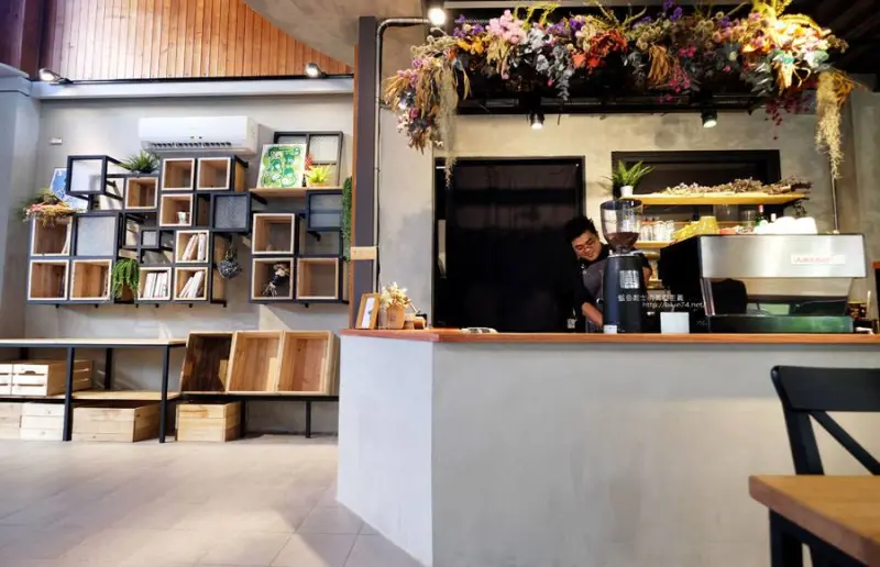 台中南區│學田有藝-中興大學商圈推薦有溫度的老屋巷弄早午餐咖啡甜點 - 藍色起士的美食主義