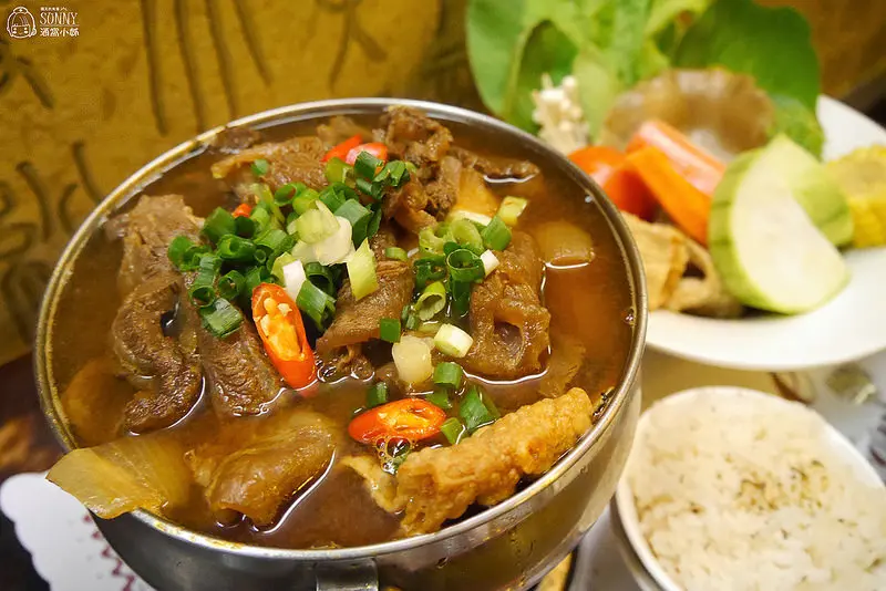 朴子美食｜中式簡餐、西式義大利麵、焗烤，下午茶鬆餅、輕食盡在-采荷居人文茶館(附影片+周邊遊玩推薦)