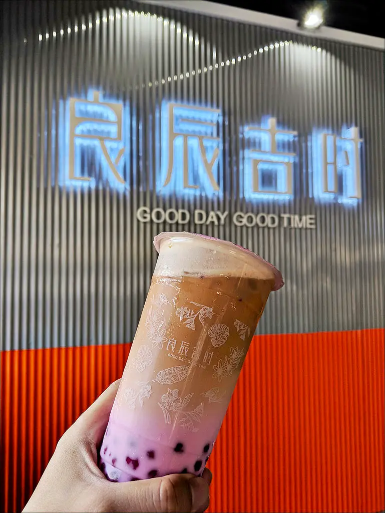 [台中] 良辰吉時 有明星納豆加持的飲料店 火龍果鮮奶茶紫色漸層飲料好拍照