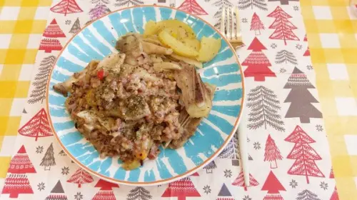 FUNZ 房·飾-高雄鳳山無菜單手作料理  店內擺飾、餐點到精品食器都出自闆娘之手              