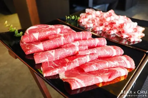 【台北火鍋推薦】肉多多麻辣火鍋專賣・彩椒御膳湯底令人難忘｜火鍋第一品牌        
      