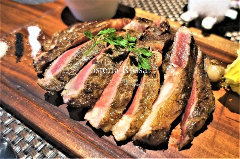 【大安區餐廳】。紅點熟成肉餐廳 osteria Rossa。品嘗乾式熟成牛肉軟嫩多汁鮮甜美味及正統義式餐點, 體驗團