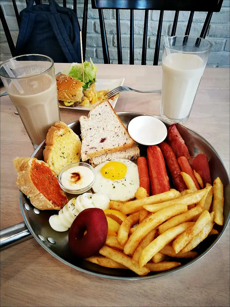 [台中] 濰克早午餐 台中平價早午餐 份量多不貴感覺豐富度不錯