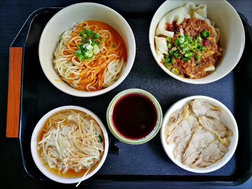 [台中] 麵粉遇見水 霧峰光復新村推薦美食 手工拉麵Q味道好吃