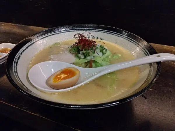 【桃園｜中壢美食】重熙老麵｜滴雞精般的香醇濃郁 / 中壢美食推薦 / 威尼斯影城美食