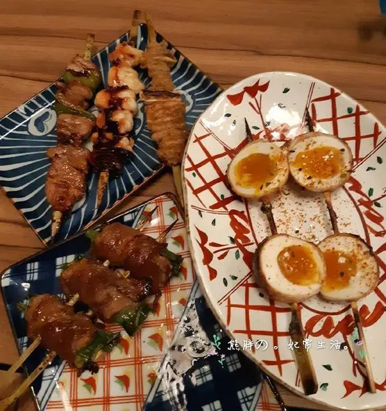 【台中】一中吃燒烤的好去處-平價料裡好滋味-燃手串的一日手熟成半熟卵好特別