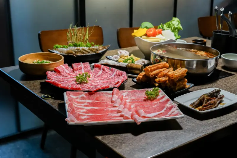 老鼎旺川味鍋物X魔王 台北大安 老字號麻辣火鍋店 天下第一鳳爪果然老江湖的厲害 單點式鍋物 捷運大安站 內文有店家資訊